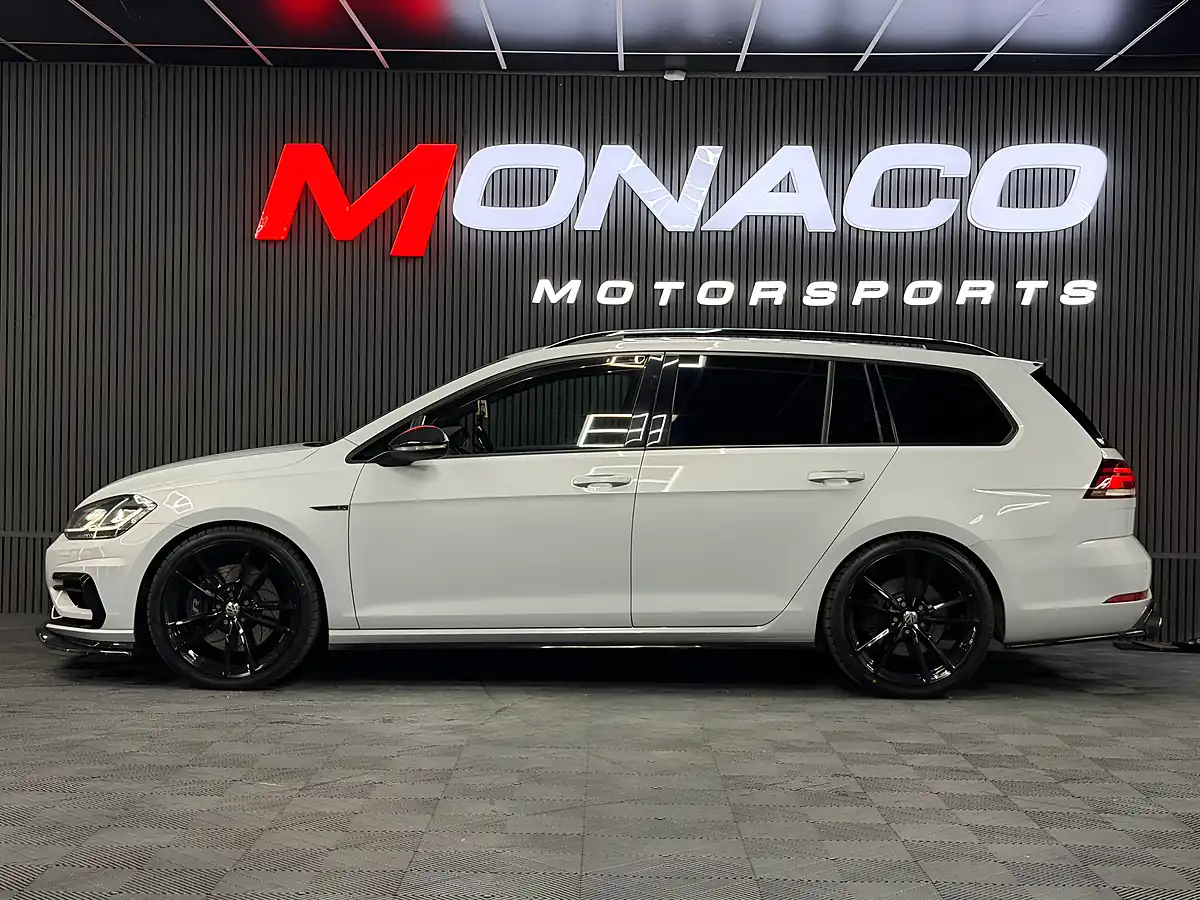 Used 2017 Volkswagen Golf R Silver - Interior and Exterior details 7