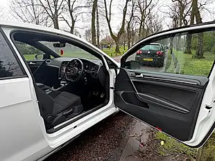 Used 2017 Volkswagen Golf R White - Interior and Exterior details 15