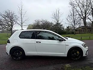 Used 2017 Volkswagen Golf R White - Interior and Exterior details 2