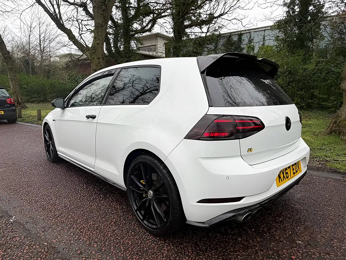 Used 2017 Volkswagen Golf R White - Interior and Exterior details 5