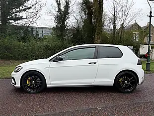 Used 2017 Volkswagen Golf R White - Interior and Exterior details 6