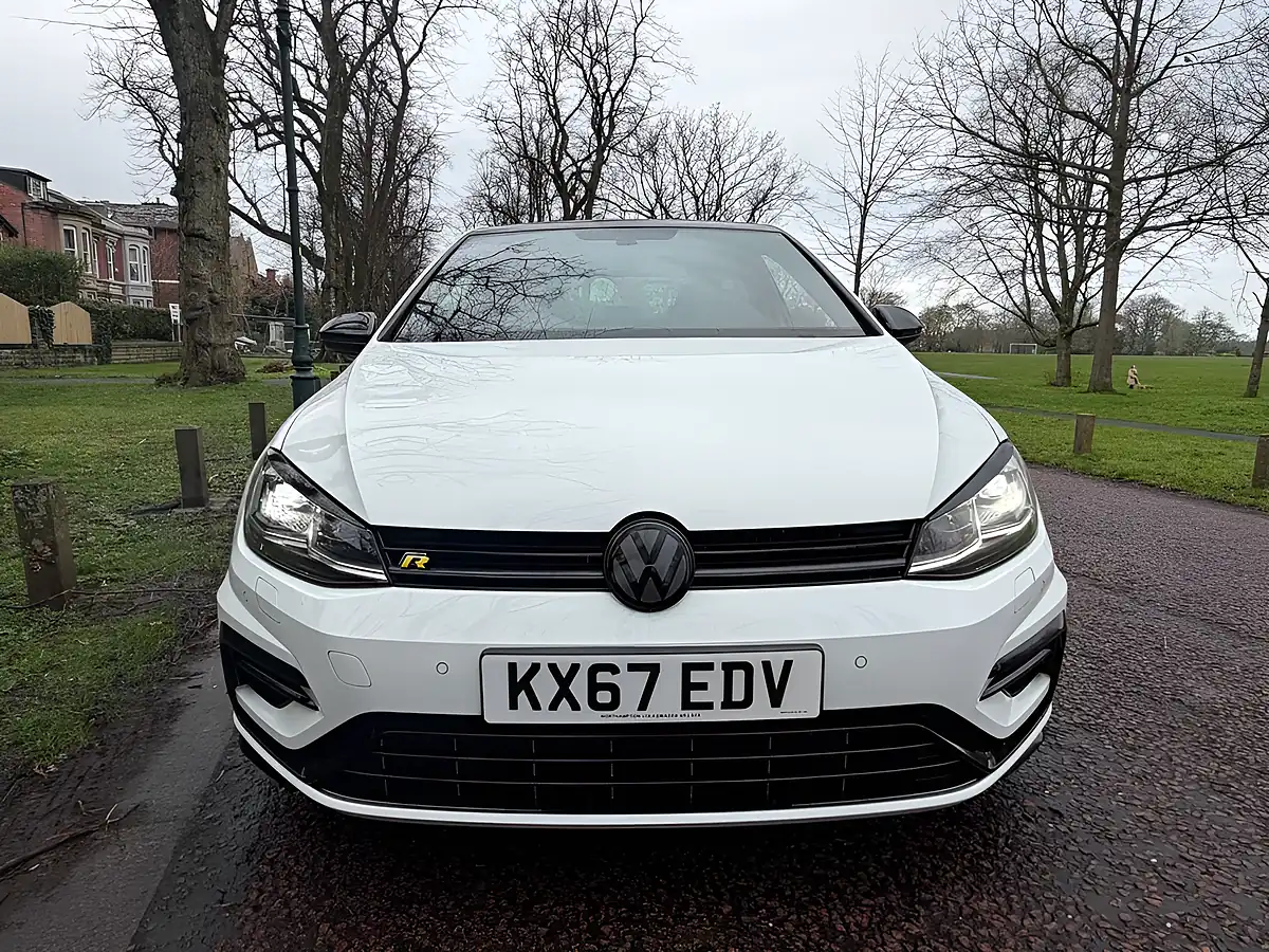 Used 2017 Volkswagen Golf R White - Interior and Exterior details 8