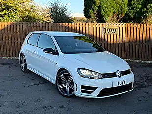 Used 2017 Volkswagen Golf R White - Interior and Exterior details 18