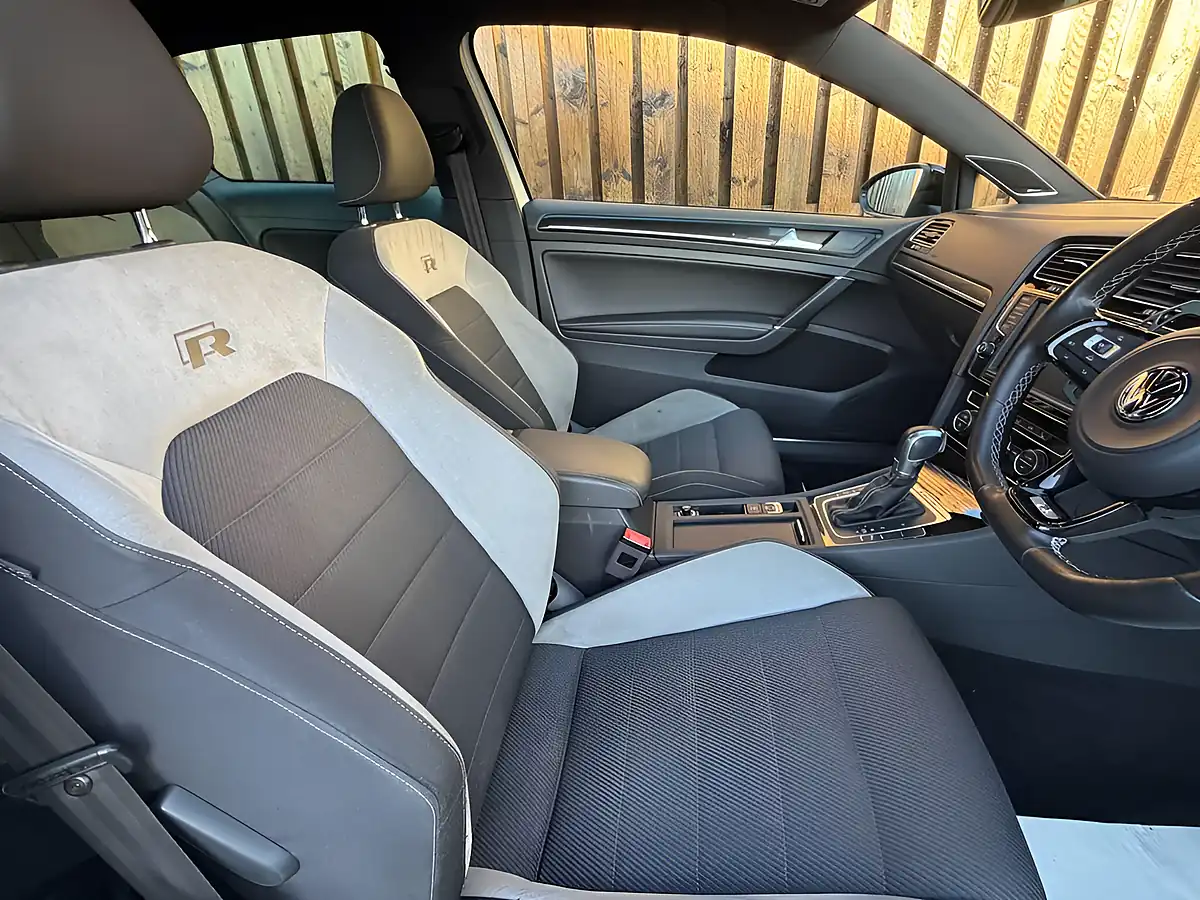 Used 2017 Volkswagen Golf R White - Interior and Exterior details 5