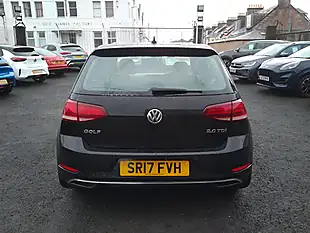 Used 2017 Volkswagen Golf Se Black - Interior and Exterior details 4