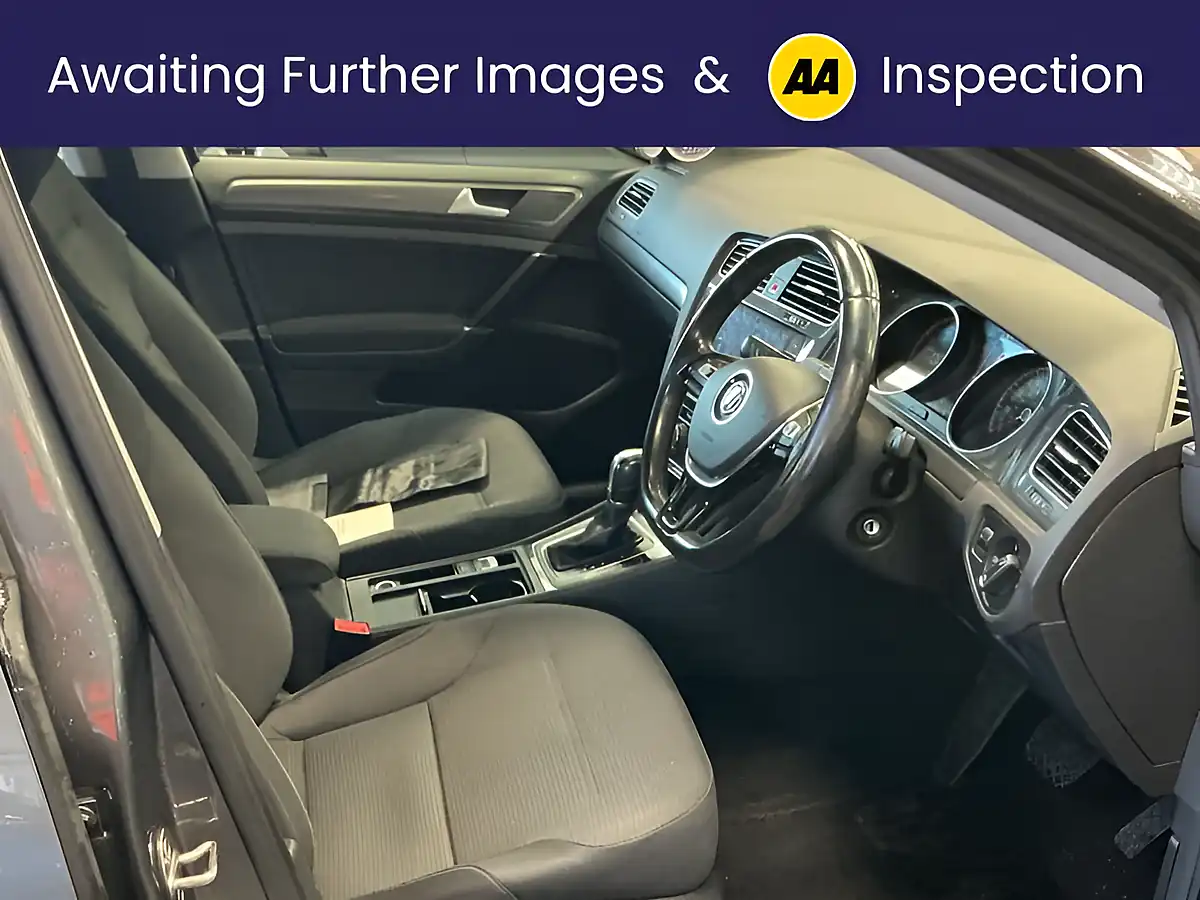 Used 2017 Volkswagen Golf Se Grey - Interior and Exterior details 2