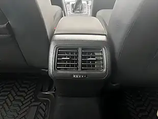 Used 2017 Volkswagen Golf Se Nav Black - Interior and Exterior details 15
