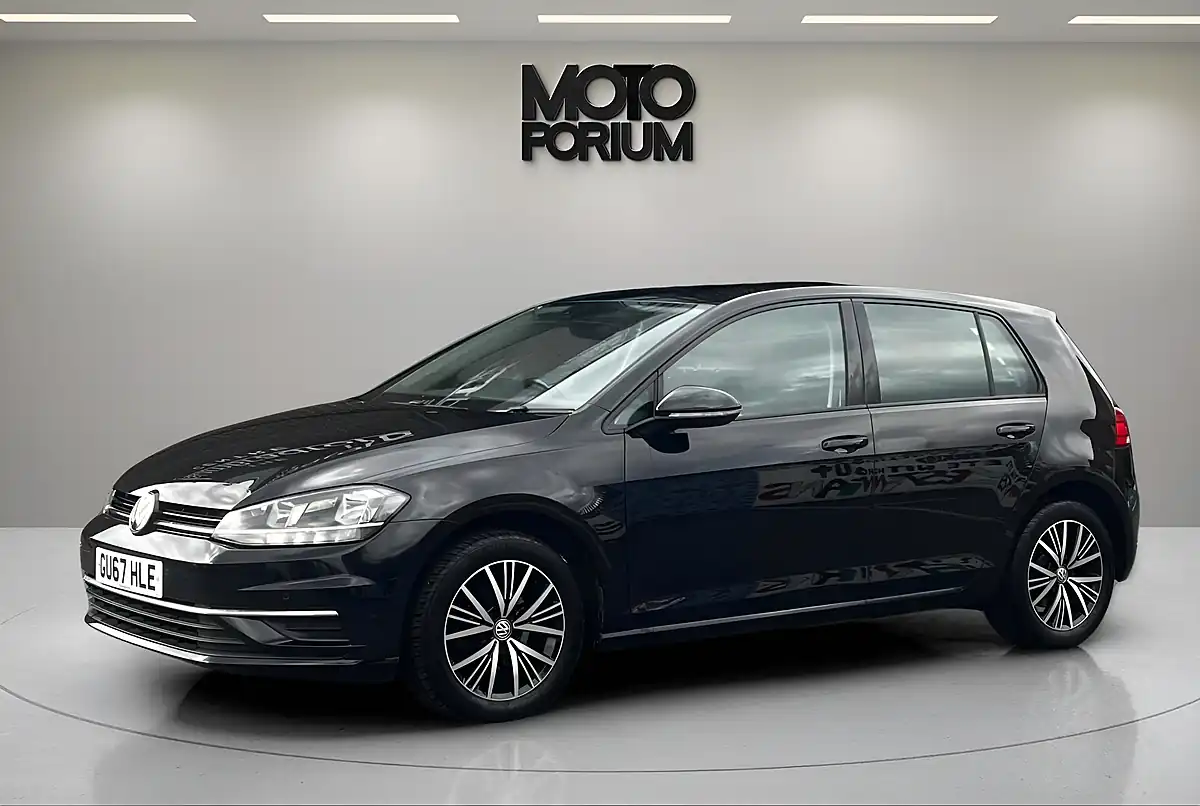 Used 2017 Volkswagen Golf Se Nav Black - Interior and Exterior details 9