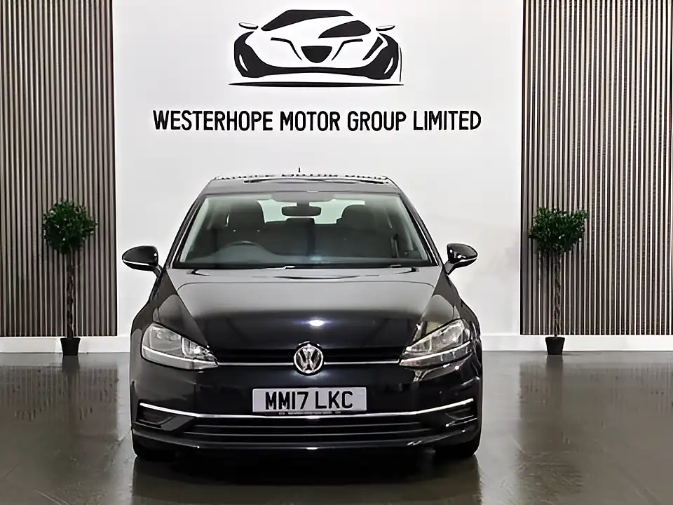 Used 2017 Volkswagen Golf Se Nav Black - Interior and Exterior details 8