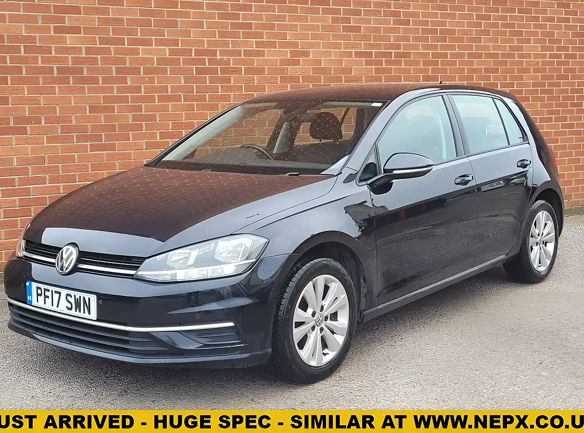Used 2017 Volkswagen Golf Se Nav Black - Front View