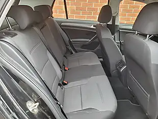 Used 2017 Volkswagen Golf Se Nav Black - Interior and Exterior details 14