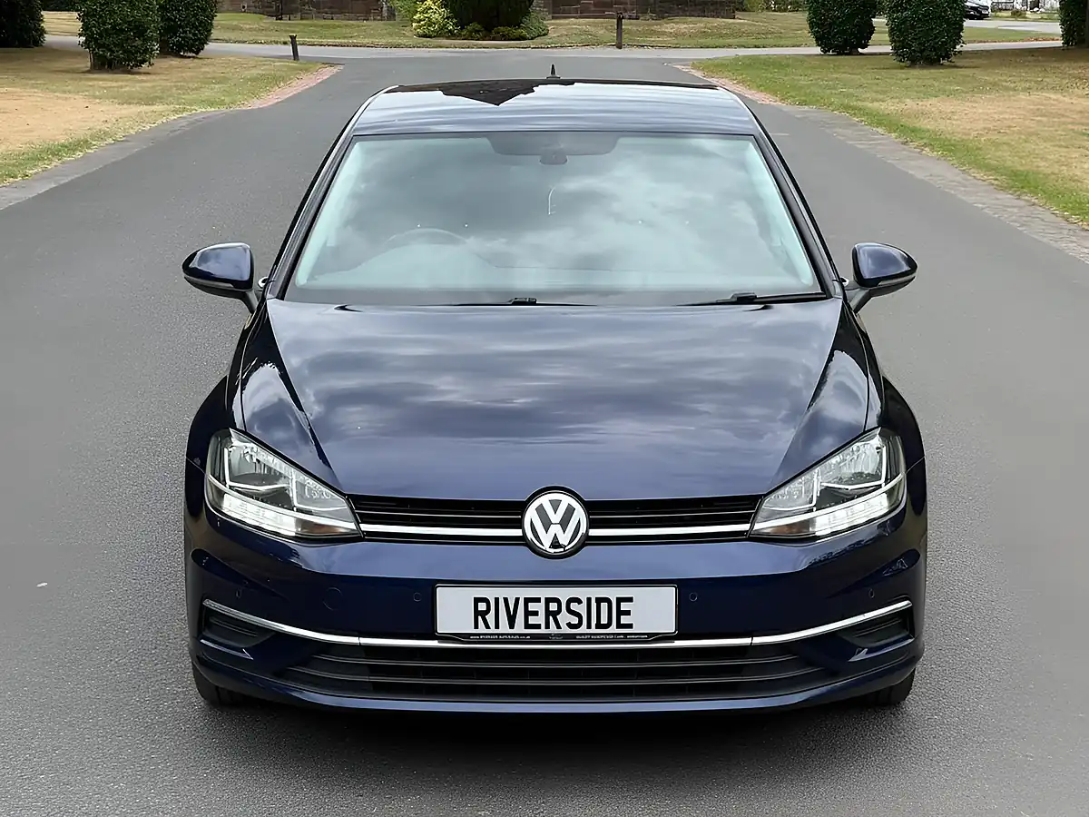 Used 2017 Volkswagen Golf Se Nav Blue - Interior and Exterior details 6