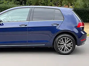 Used 2017 Volkswagen Golf Se Nav Blue - Interior and Exterior details 9