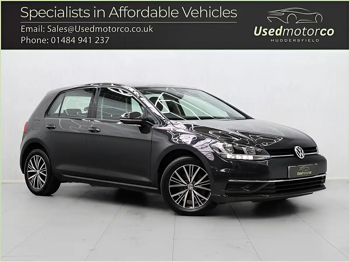 Used 2017 Volkswagen Golf Se Nav Grey - Front View