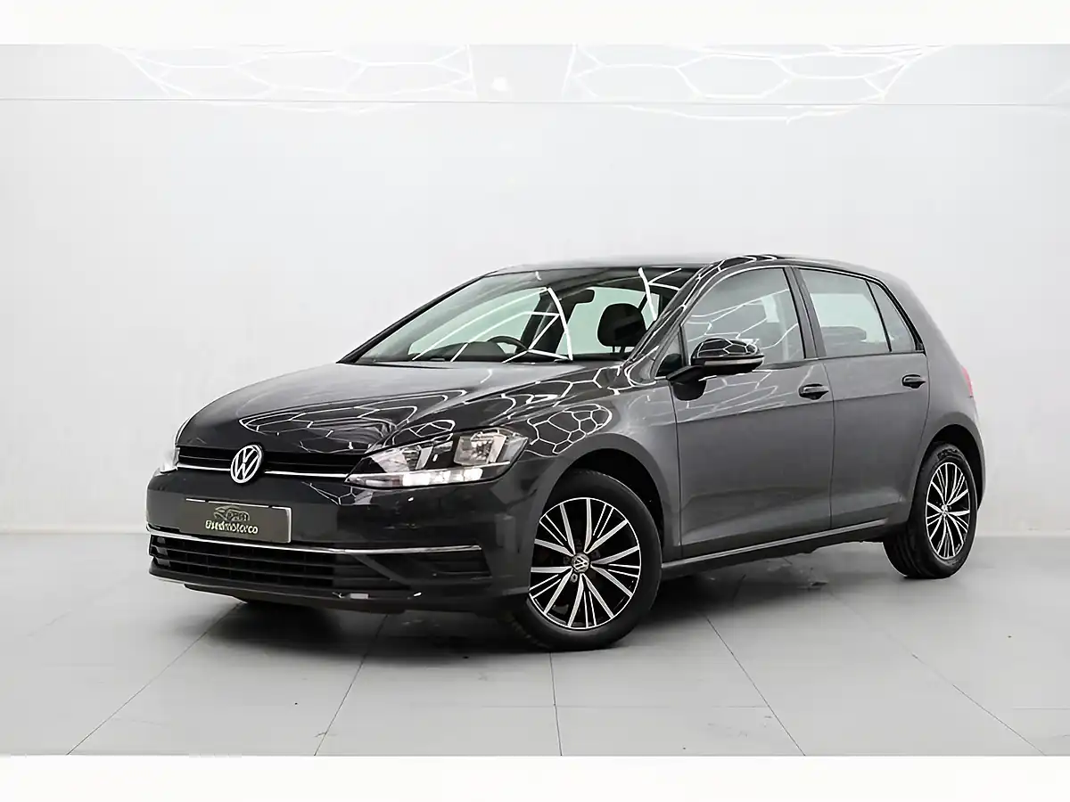 Used 2017 Volkswagen Golf Se Nav Grey - Interior and Exterior details 4