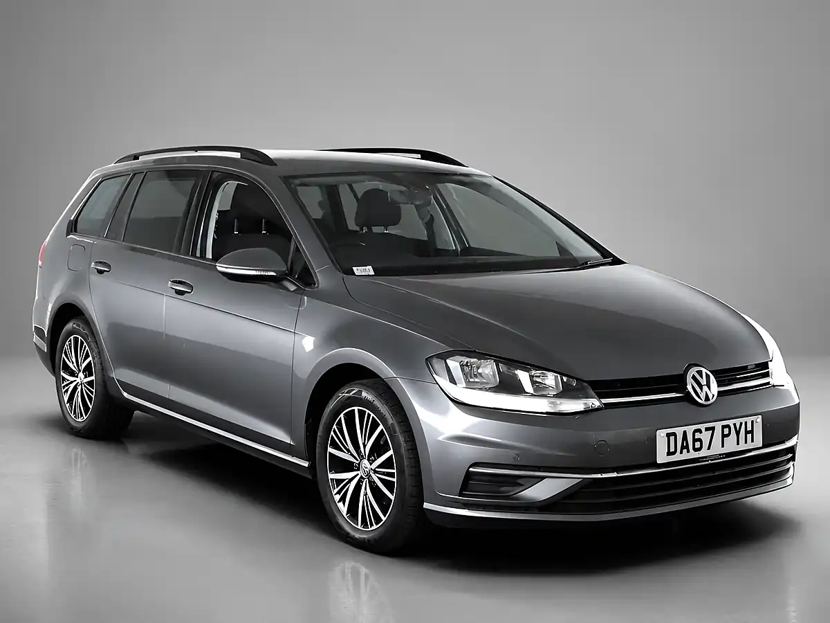Used 2017 Volkswagen Golf Se Nav Grey - Front View