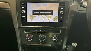 Used 2017 Volkswagen Golf Se Nav Grey - Interior and Exterior details 13