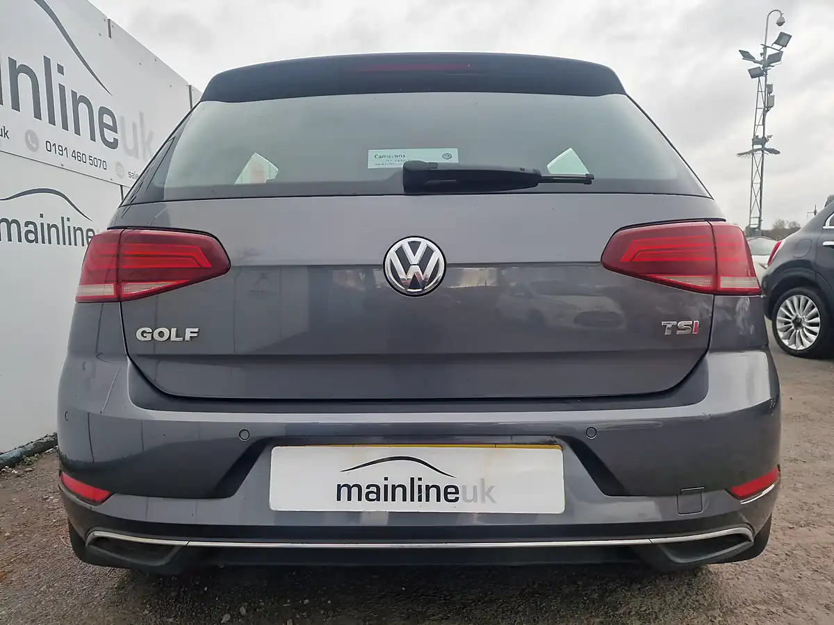 Used 2017 Volkswagen Golf Se Nav Grey - Interior and Exterior details 13