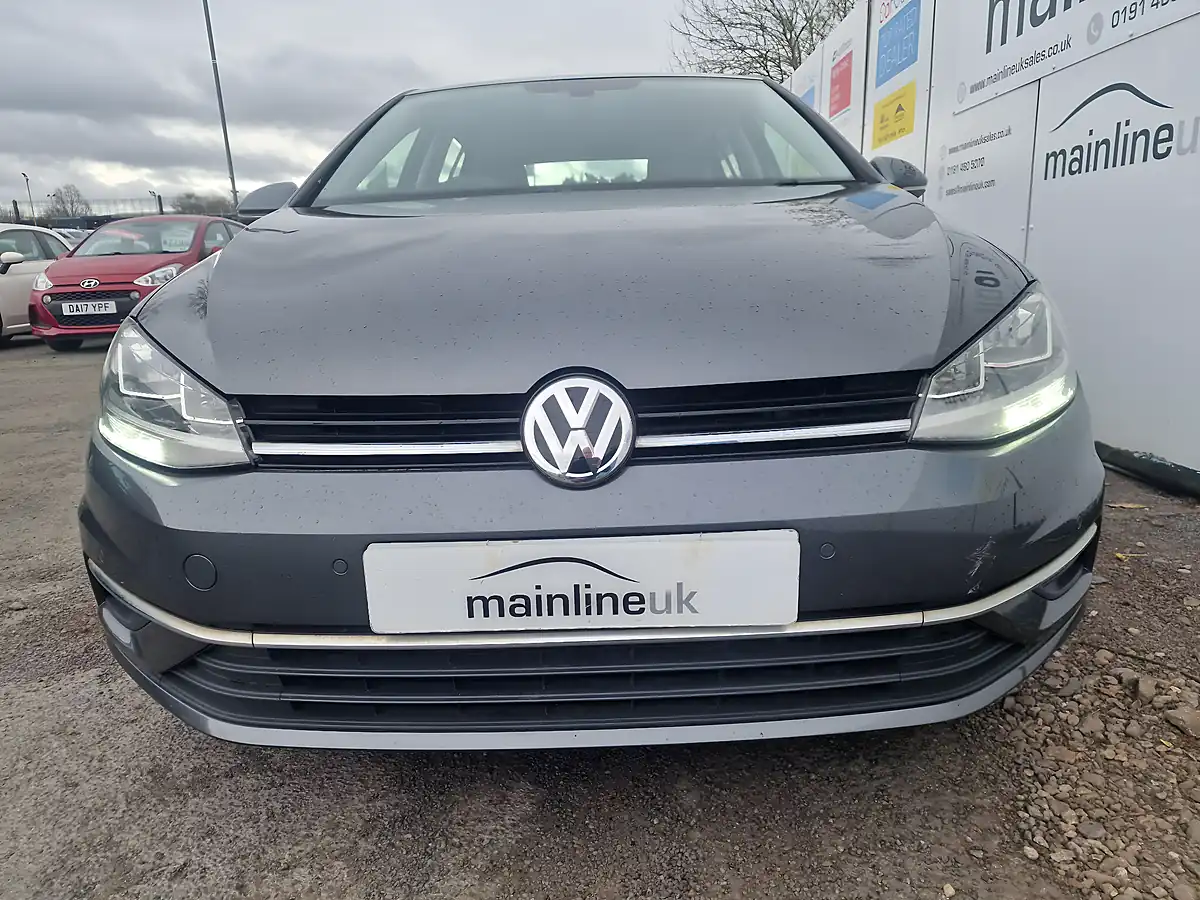Used 2017 Volkswagen Golf Se Nav Grey - Interior and Exterior details 2