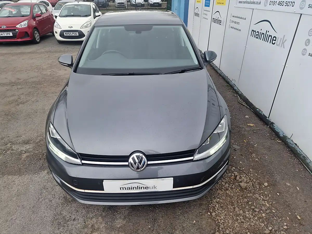 Used 2017 Volkswagen Golf Se Nav Grey - Interior and Exterior details 7