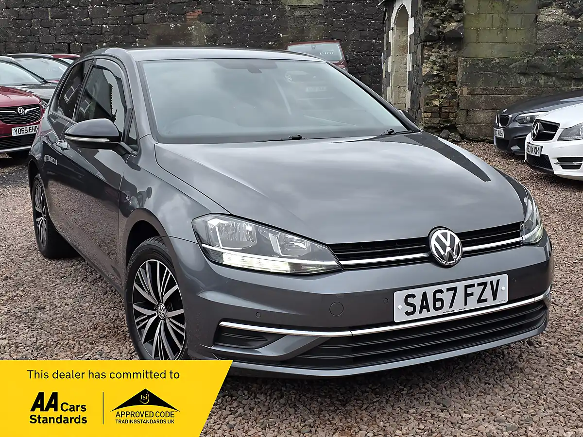 Used 2017 Volkswagen Golf Se Nav Indium Grey Metallic - Front View
