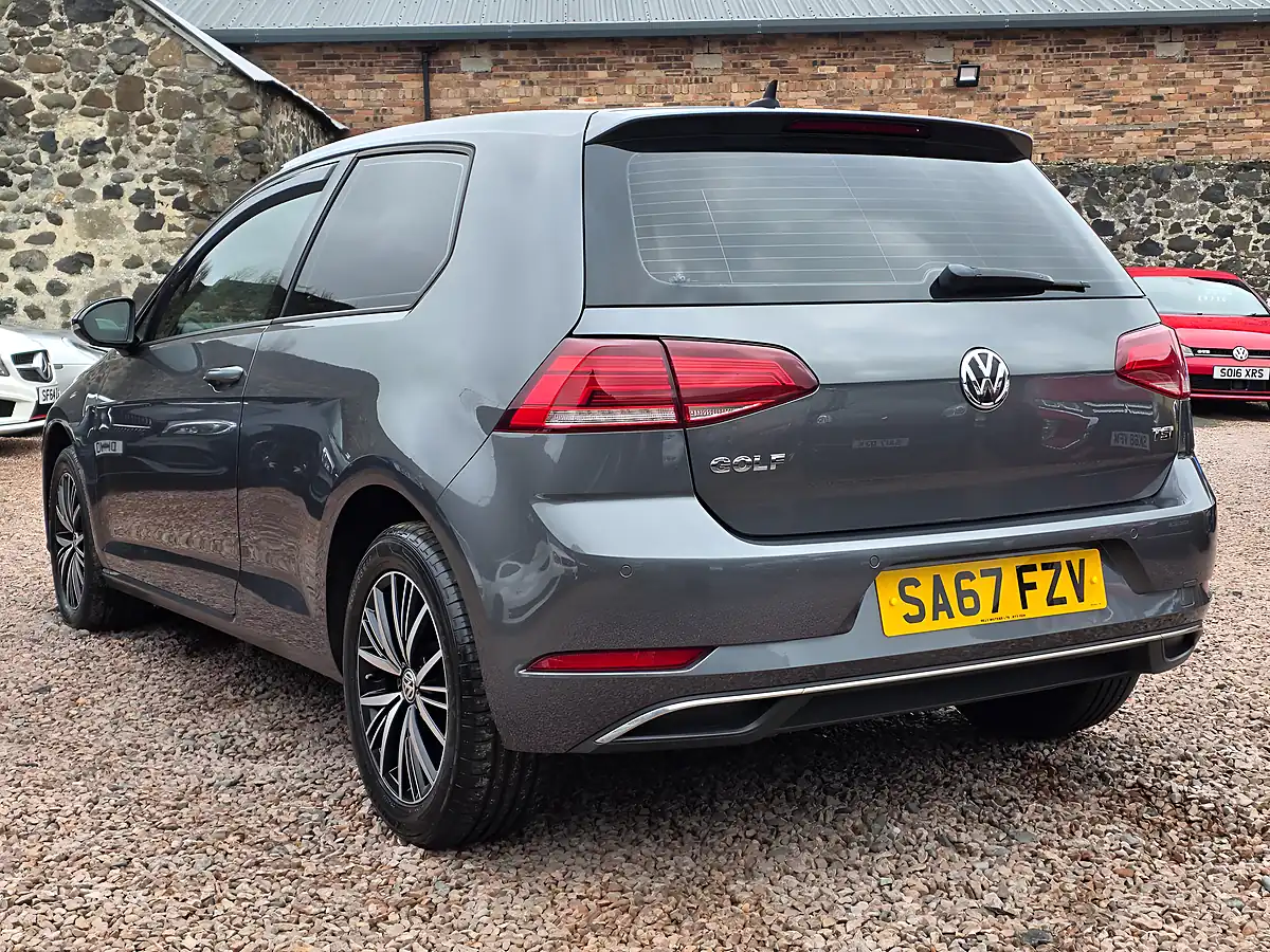 Used 2017 Volkswagen Golf Se Nav Indium Grey Metallic - Interior and Exterior details 15