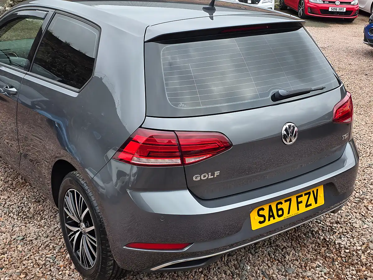 Used 2017 Volkswagen Golf Se Nav Indium Grey Metallic - Interior and Exterior details 16