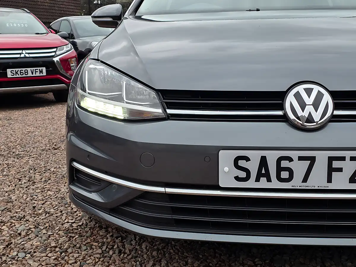 Used 2017 Volkswagen Golf Se Nav Indium Grey Metallic - Interior and Exterior details 4