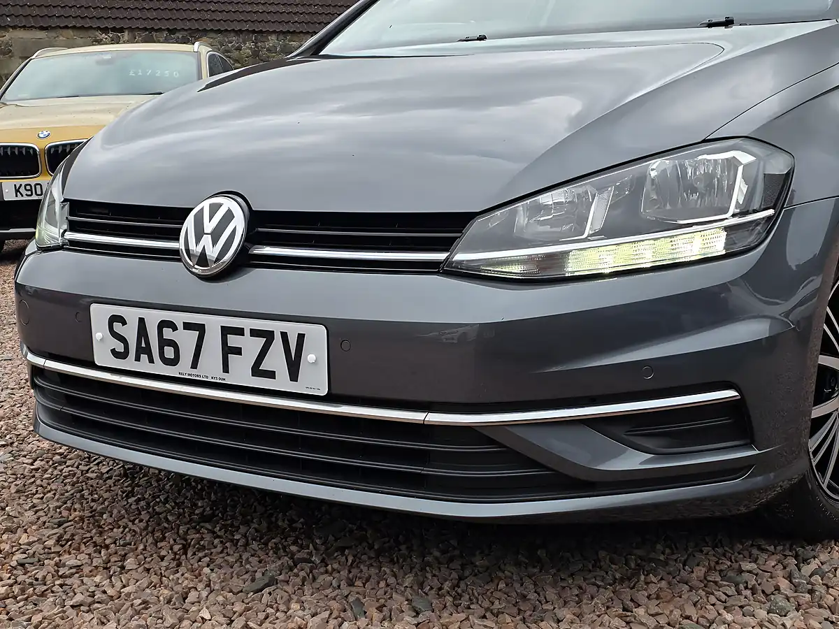 Used 2017 Volkswagen Golf Se Nav Indium Grey Metallic - Interior and Exterior details 6