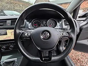 Used 2017 Volkswagen Golf Se Nav Indium Grey Metallic - Interior and Exterior details 9