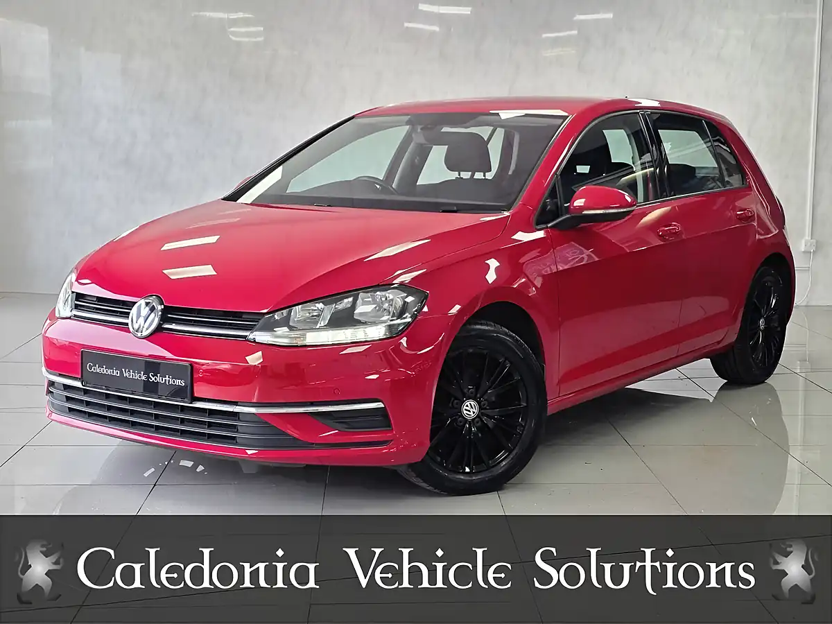 Used 2017 Volkswagen Golf Se Nav Red - Interior and Exterior details 2