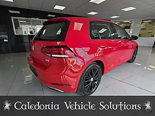 Used 2017 Volkswagen Golf Se Nav Red - Interior and Exterior details 4