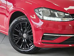 Used 2017 Volkswagen Golf Se Nav Red - Interior and Exterior details 6