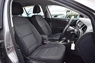 Used 2017 Volkswagen Golf Se Nav Silver - Interior and Exterior details 8