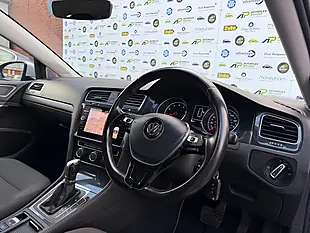 Used 2017 Volkswagen Golf Se Nav Silver - Interior and Exterior details 14