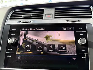 Used 2017 Volkswagen Golf Se Nav Silver - Interior and Exterior details 17