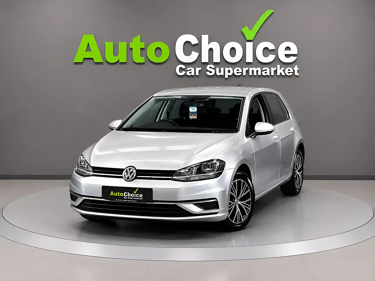 Used 2017 Volkswagen Golf Se Nav Silver - Interior and Exterior details 14