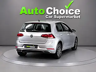 Used 2017 Volkswagen Golf Se Nav Silver - Interior and Exterior details 4