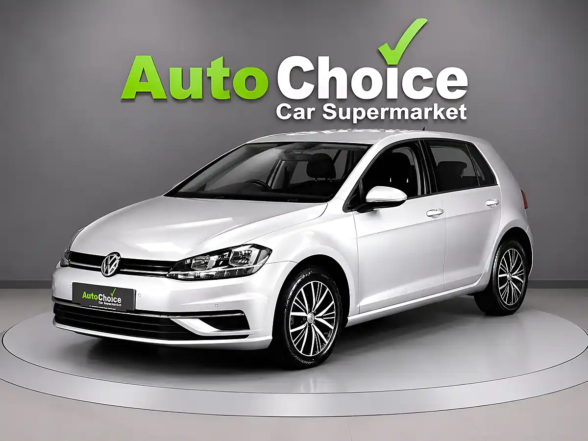 Used 2017 Volkswagen Golf Se Nav Silver - Interior and Exterior details 6