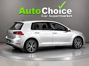 Used 2017 Volkswagen Golf Se Nav Silver - Interior and Exterior details 7