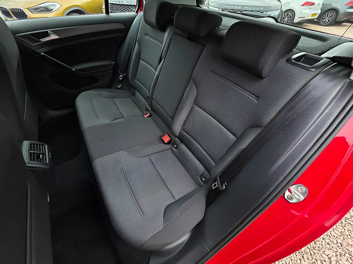 Used 2017 Volkswagen Golf Se Nav Tornado Red - Interior and Exterior details 12