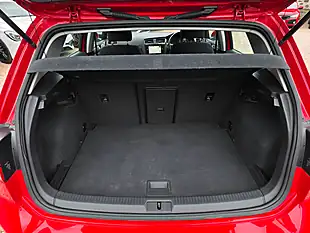 Used 2017 Volkswagen Golf Se Nav Tornado Red - Interior and Exterior details 13