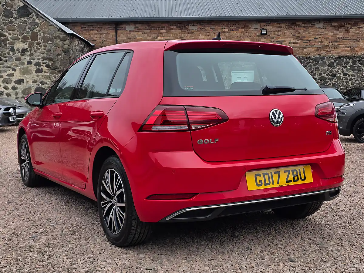 Used 2017 Volkswagen Golf Se Nav Tornado Red - Interior and Exterior details 15