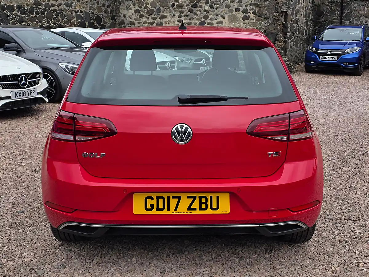 Used 2017 Volkswagen Golf Se Nav Tornado Red - Interior and Exterior details 17