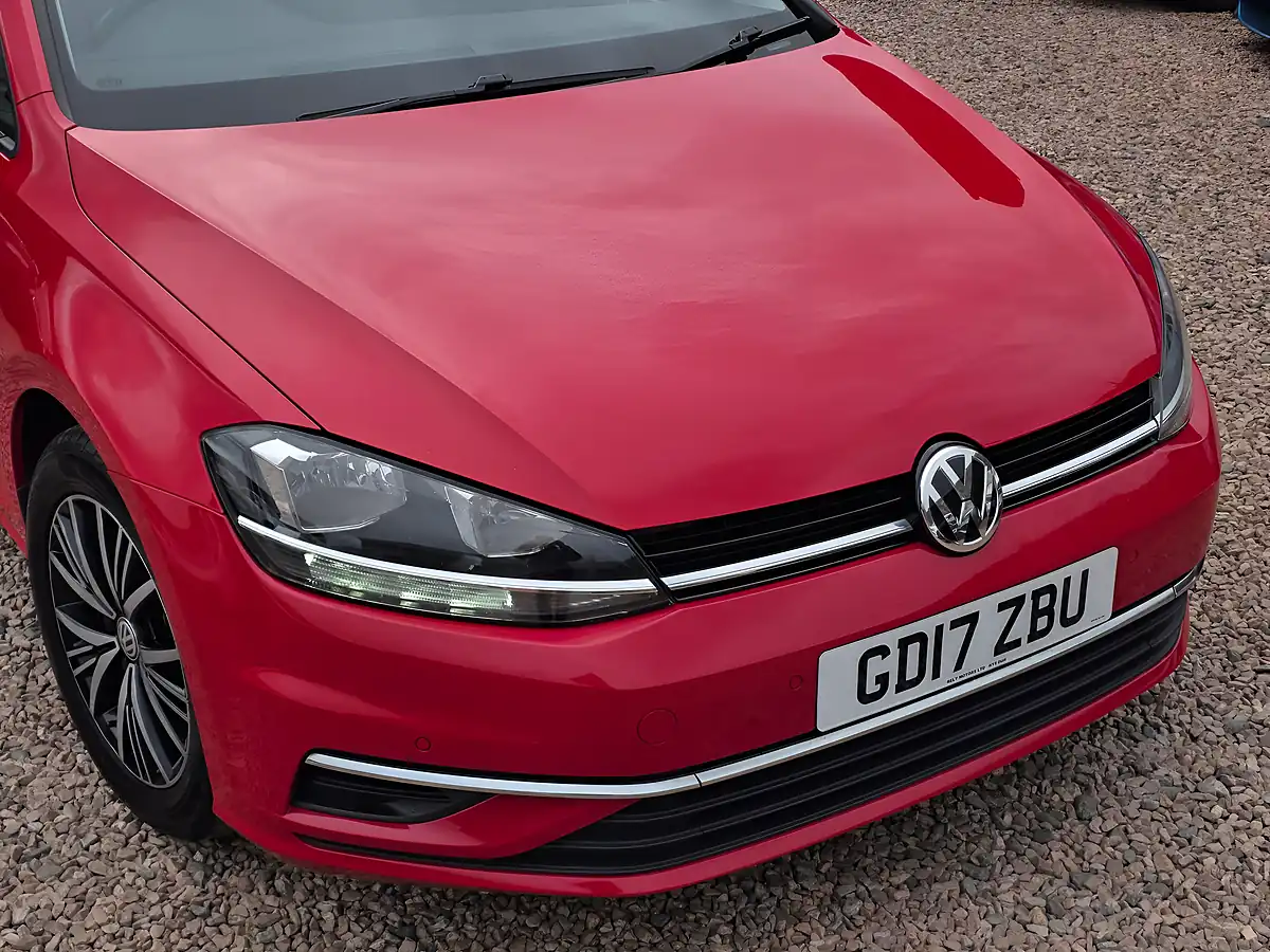Used 2017 Volkswagen Golf Se Nav Tornado Red - Interior and Exterior details 2