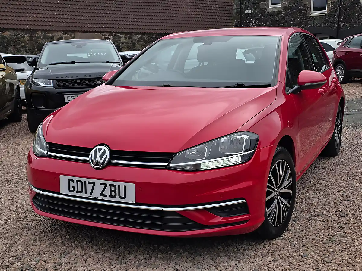 Used 2017 Volkswagen Golf Se Nav Tornado Red - Interior and Exterior details 5