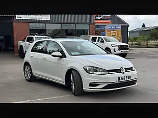 Used 2017 Volkswagen Golf Se Nav White - Interior and Exterior details 6