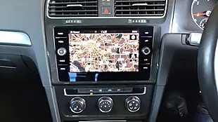 Used 2017 Volkswagen Golf Se Nav White - Interior and Exterior details 9