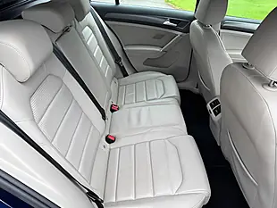 Used 2017 Volkswagen Golf Se Navigation Blue - Interior and Exterior details 17