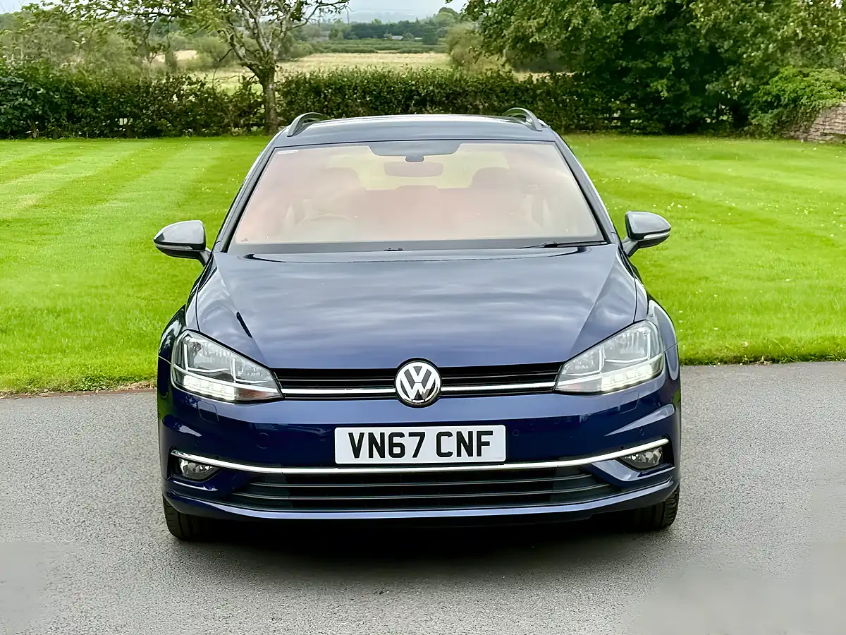 Used 2017 Volkswagen Golf Se Navigation Blue - Interior and Exterior details 2
